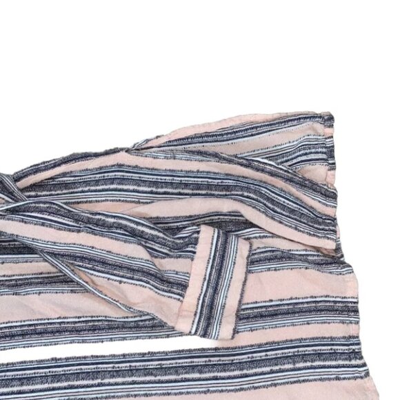 Tea Rose Boutique Pink Embroidered Tunic Top Size Large Popover Long Sleeve - Picture 2 of 6